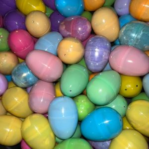 Filled Easter egg - single