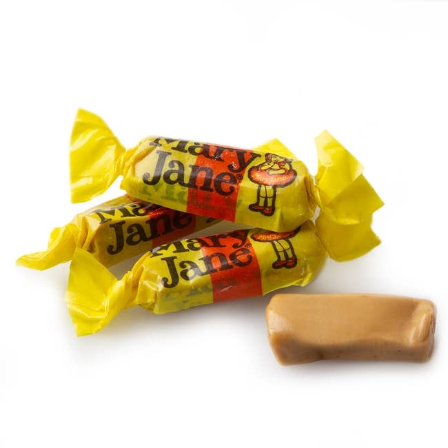 Mary Janes, Wrapped 4.4oz tub